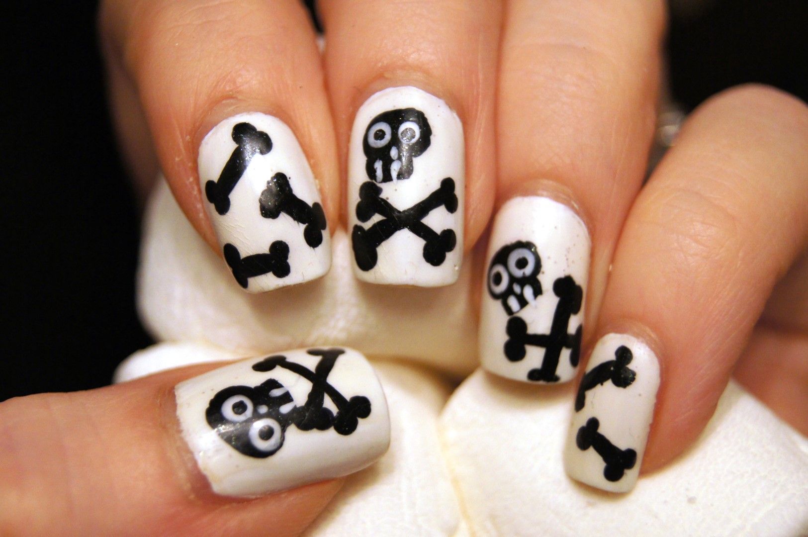 Halloween Nails Bones ♥ Handmade Dreams of Mine